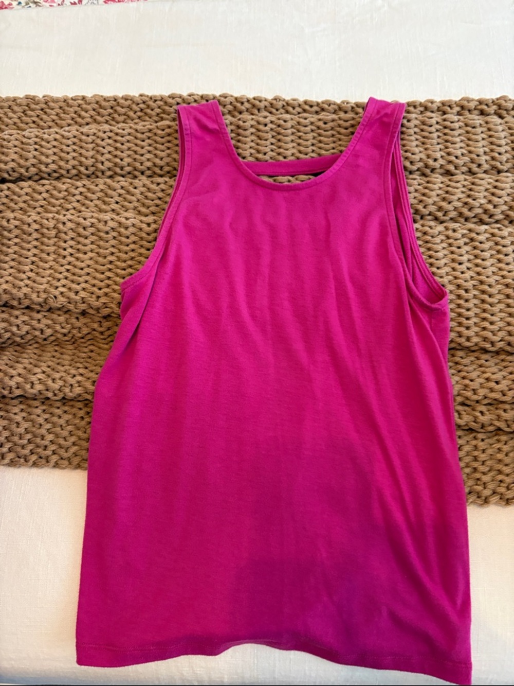 Onzie Magenta Scoop Neck Athletic Tank